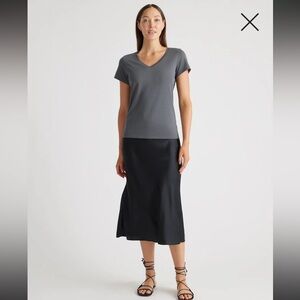 QUINCE Cotton Modal V-Neck Tee Small Grey Minimalist Basics T-shirt Chic